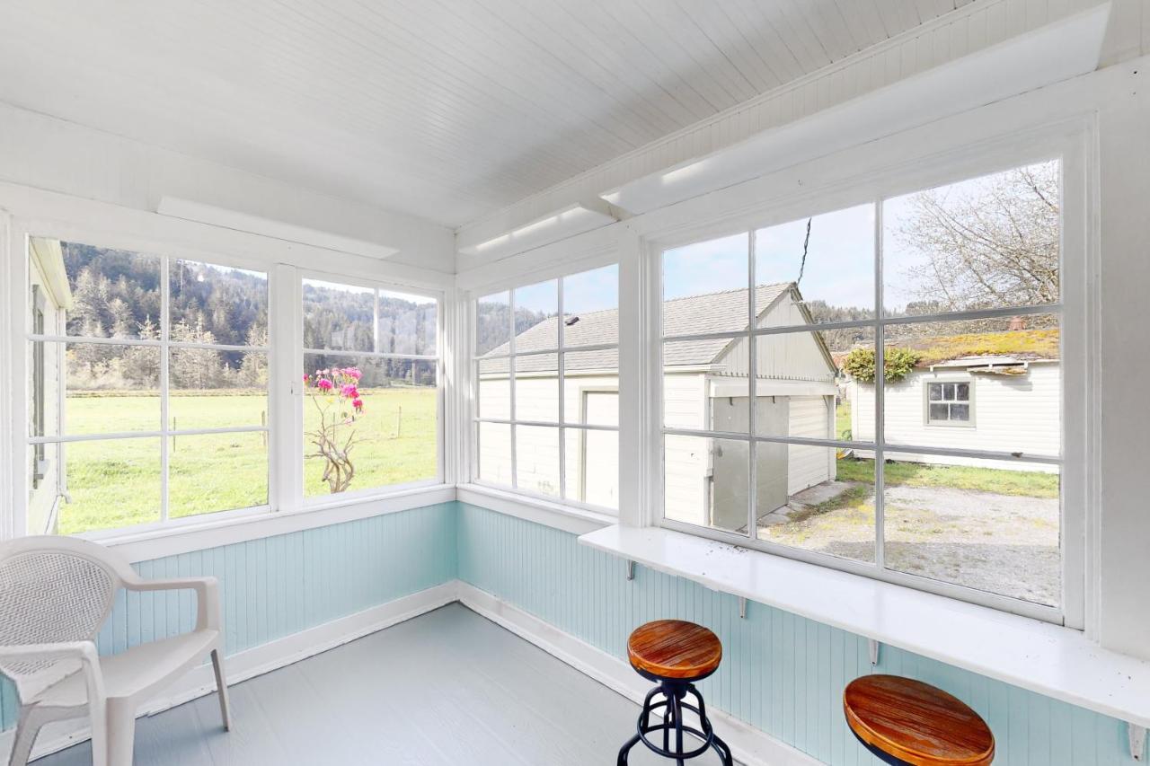 Redwood Farmhouse In The Orick Valley 외부 사진