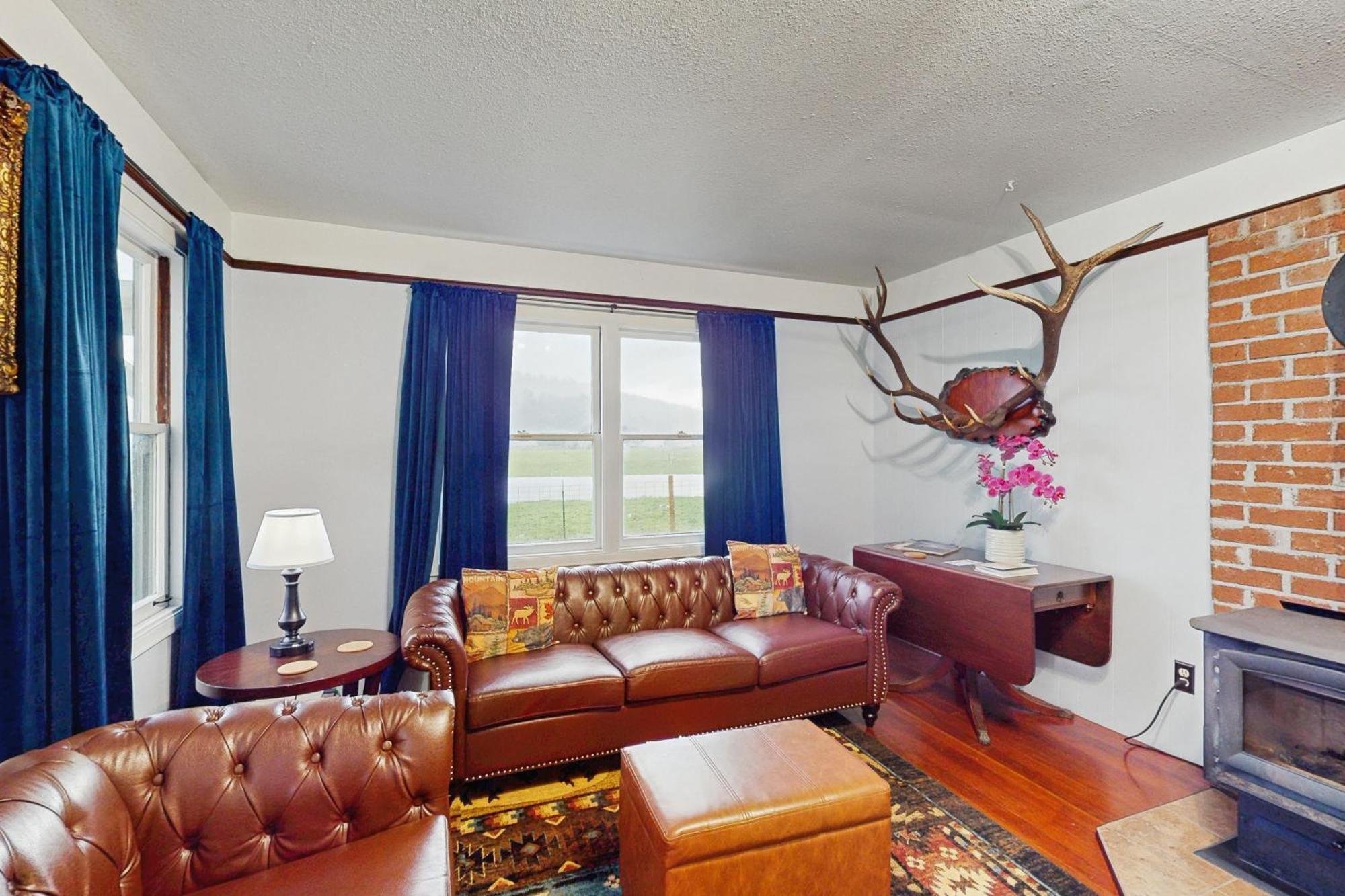 Redwood Farmhouse In The Orick Valley 외부 사진